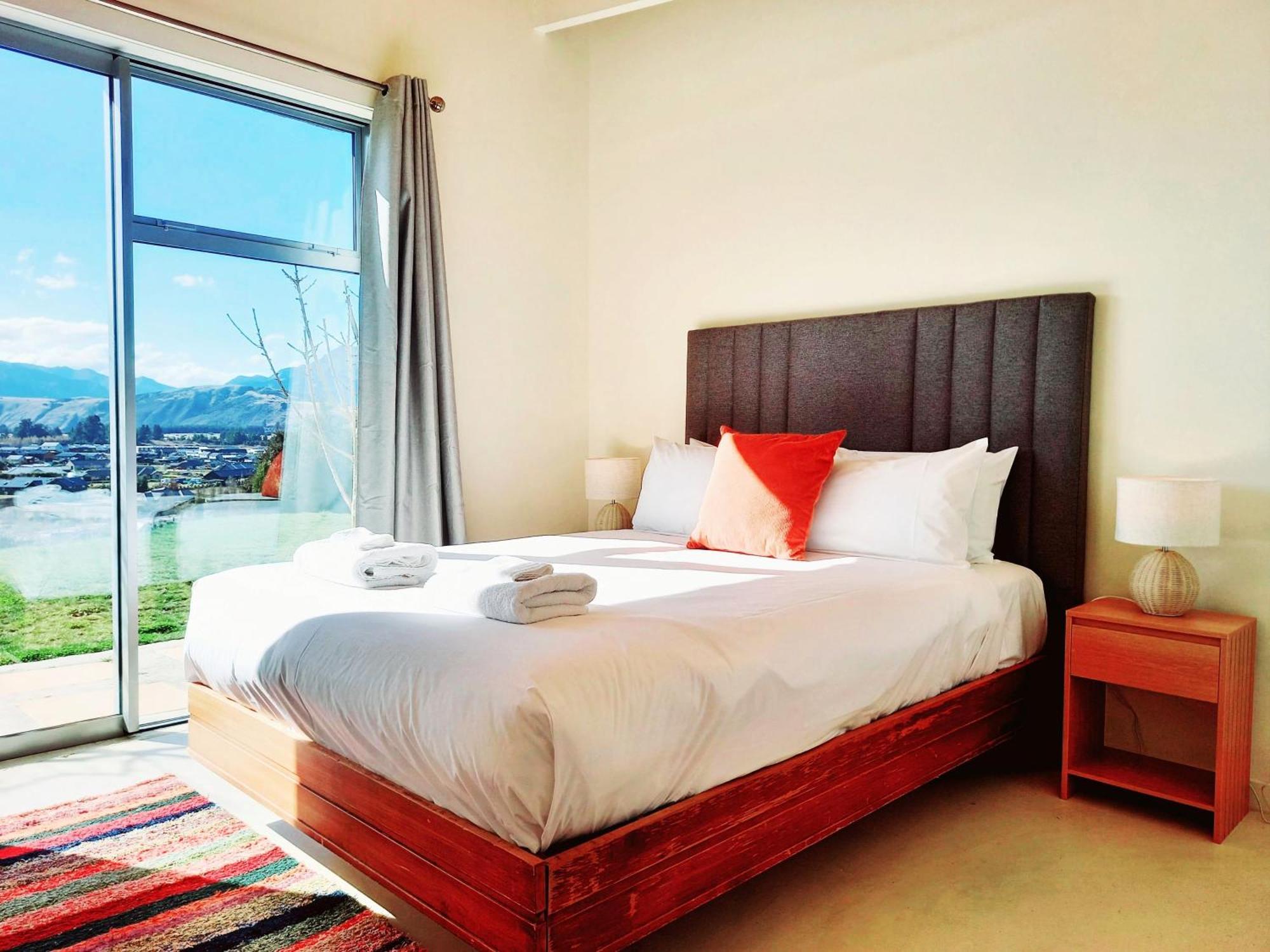 The Hidden Spring Hotel Wanaka Exterior photo